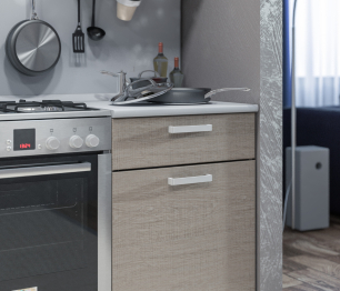 Кухонный гарнитур Регина 1,8м Дуб Сантана светлый с витриной