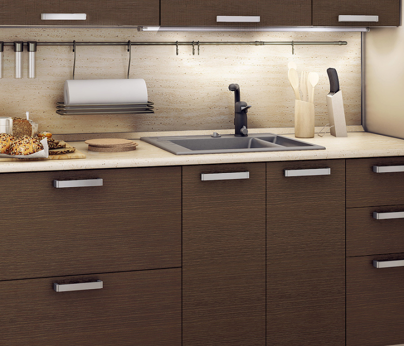 Лидеры продаж модульных кухонь, Регина Кухонный гарнитур Экспозиция 18